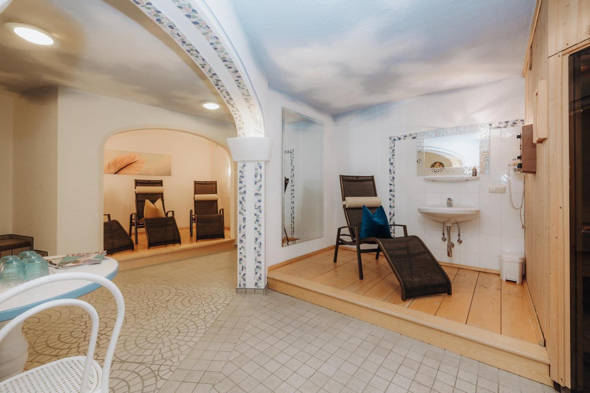 Hotel Krone גרוסארל מראה חיצוני תמונה